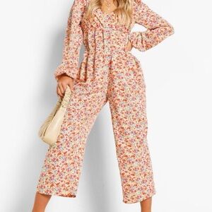Boohoo Floral Jumpsuit in Cream
